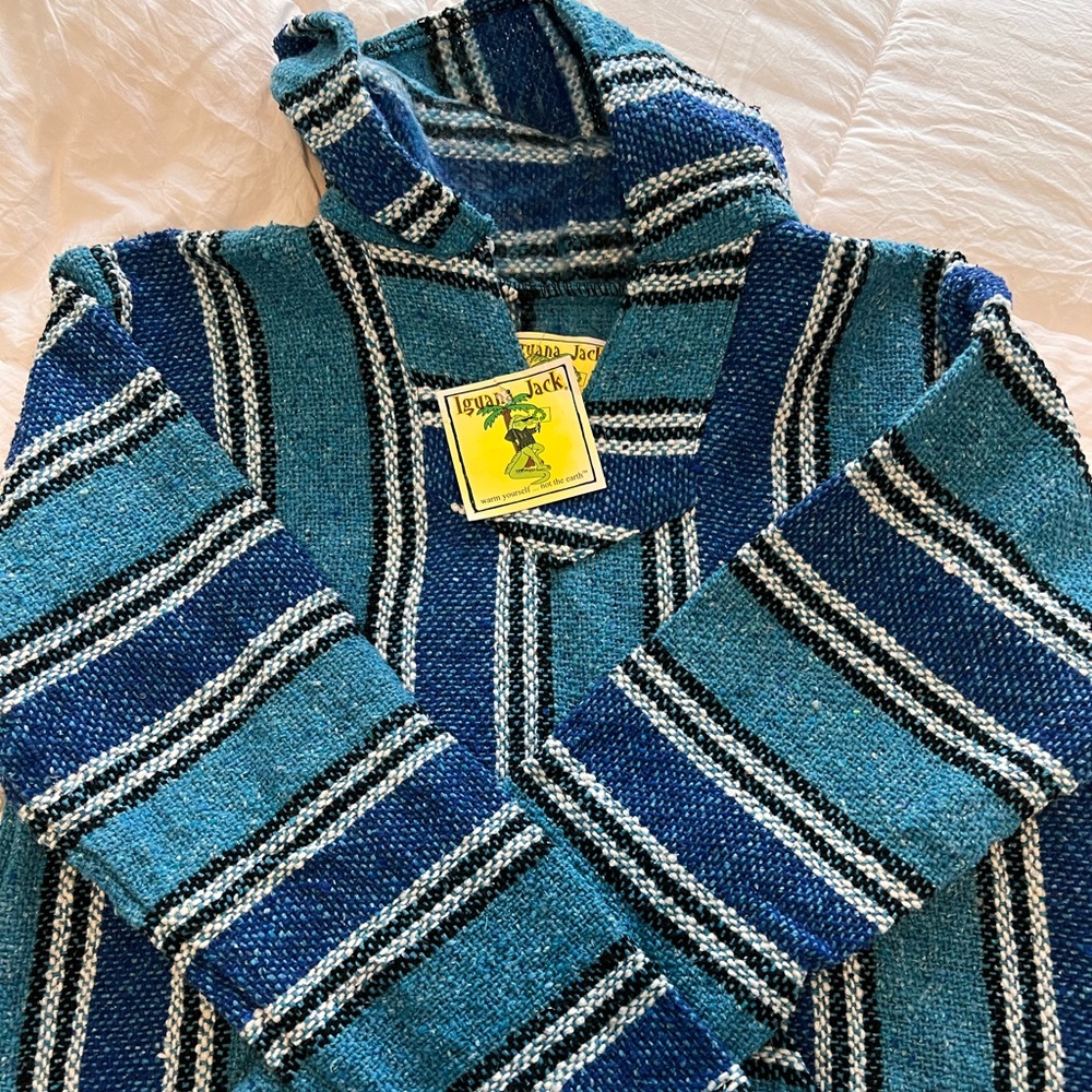 NWT Iguana Jack Baja Hoodie